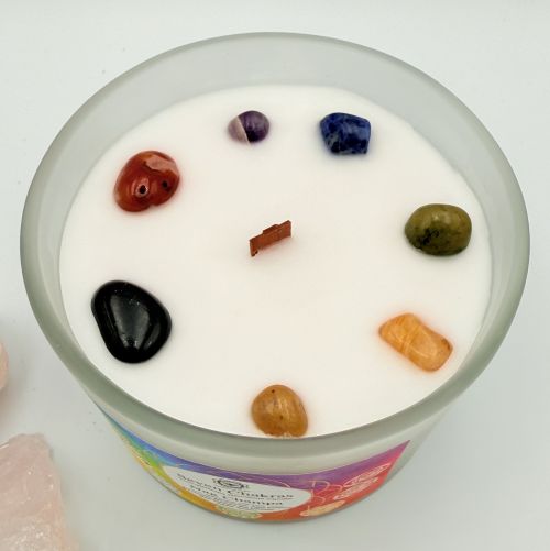 Edelsteenkaars Zeven Chakra’s – Nag Champa, 256g Edelsteenkaars Zeven Chakra’s – Nag Champa, 256g