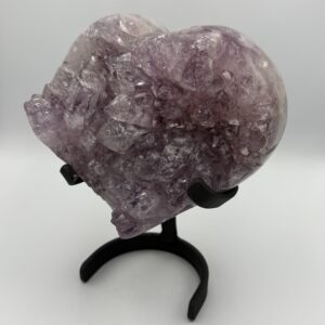 Amethist hart op standaard