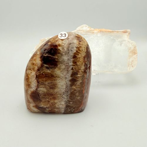 Gebrande amethist 33 Gebrande amethist op standvlak