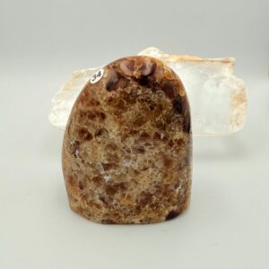 Gebrande amethist op standvlak