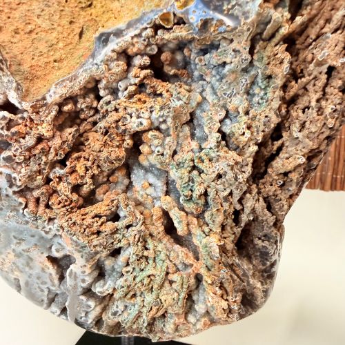 Agaat op standaard groot5 Agaat op standaard groot