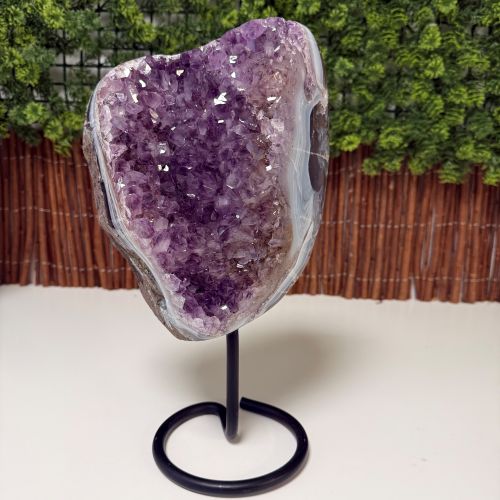 Amethist op standaard