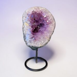 Amethist op standaard