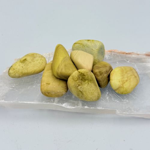 Serpetijn trommelsteen - Heling en energie