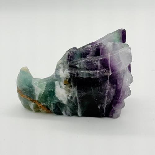 Fluoriet draak carving