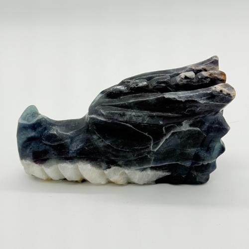 Fluoriet draak carving